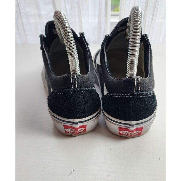 Black Vans Sneakers without Laces.  Size 5.5 Womens 4 Mens - Picture 3 of 6